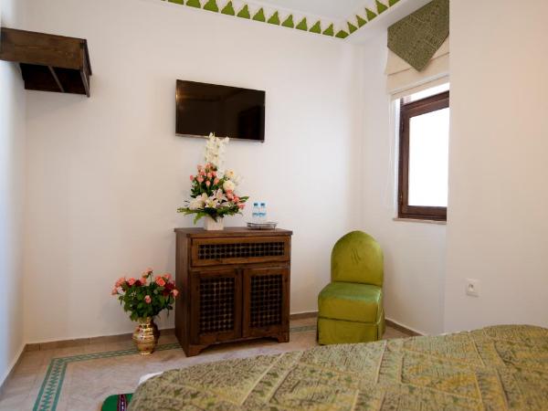 Dar Yasmine : photo 7 de la chambre chambre double - vue sur mer