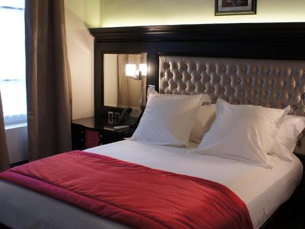 Tonic Hotel Saint Germain des Prés : photo 1 de la chambre chambre double classique avec baignoire