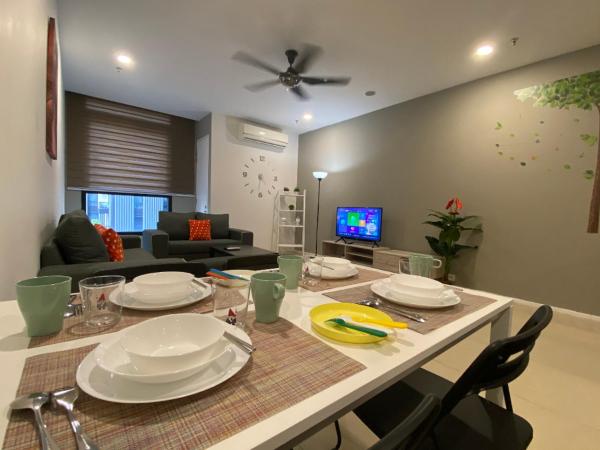 ARCORIS, MONT KIARA by MK HOME : photo 2 de la chambre chambre familiale deluxe