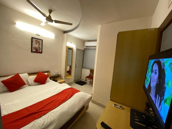 Hotel Riverfront : photo 8 de la chambre chambre double Économique