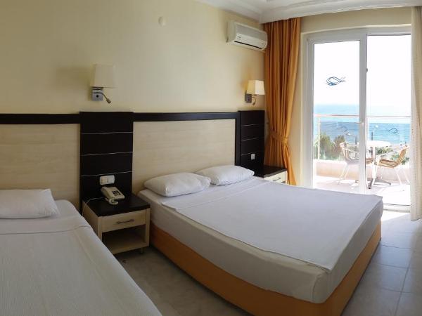 Kleopatra Balik Hotel : photo 1 de la chambre chambre double - vue sur mer