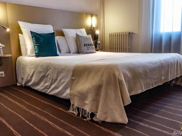 Logis Hôtel du Parc : photo 1 de la chambre chambre double supérieure