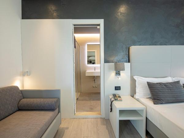 Hotel Sayonara : photo 5 de la chambre chambre triple supérieure - vue sur mer