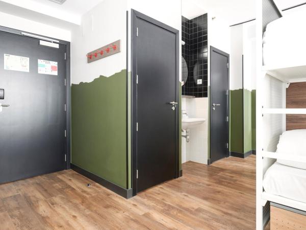 Generator Madrid : photo 4 de la chambre lit dans dortoir mixte de 8 lits