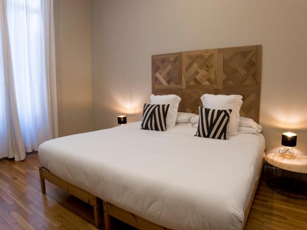 Cami Gallery Barcelona : photo 6 de la chambre chambre double standard avec salle de bains privative