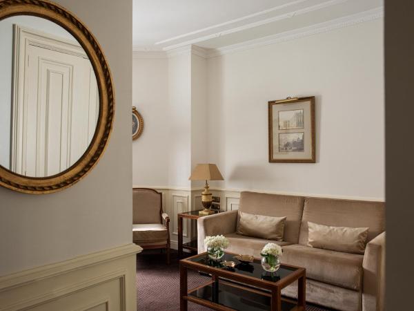 Hotel Fenix Gran Meliá - The Leading Hotels of the World : photo 2 de la chambre suite junior de luxe - red level