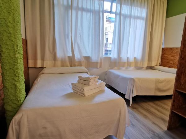 La Posada de El Chaflán : photo 9 de la chambre chambre lits jumeaux avec salle de bains privative