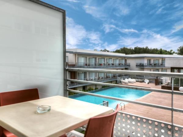 Zenitude Hôtel-Résidences Le Maestria : photo 1 de la chambre studio avec balcon