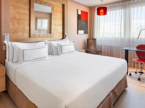 Melia Madrid Princesa : photo 2 de la chambre chambre premium avec vue