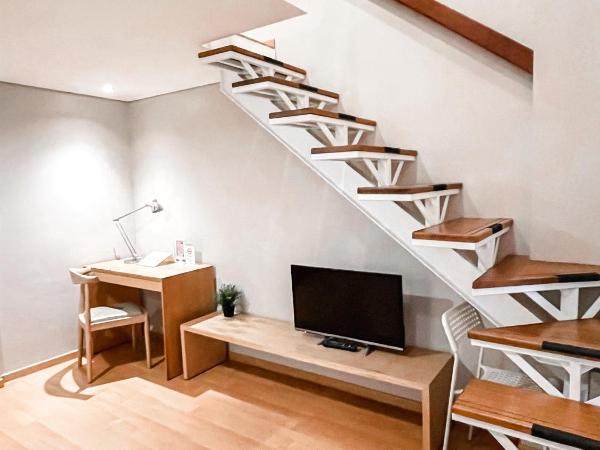 White Tree Residence : photo 10 de la chambre loft de luxe