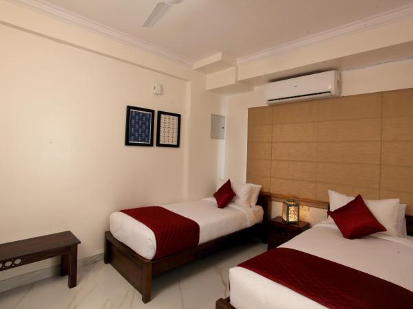 Hotel Crimson Lotus : photo 1 de la chambre chambre double standard