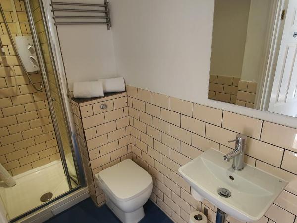 Churchill Brighton : photo 4 de la chambre chambre double avec salle de bains privative