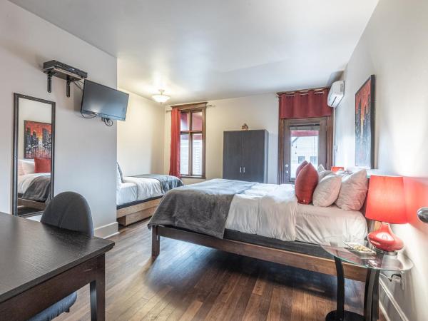 Petit Hôtel - Café Krieghoff : photo 1 de la chambre chambre double n°1