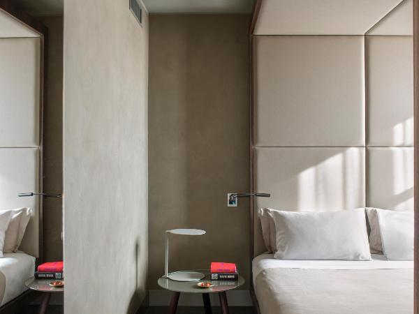 ME Milan Il Duca : photo 5 de la chambre suite junior extra me+