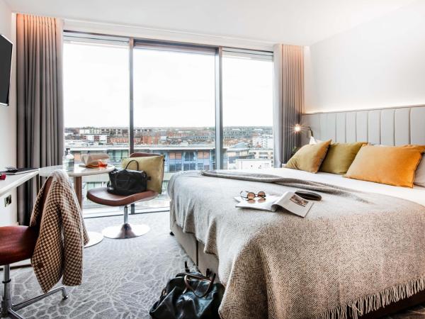 The Address Connolly : photo 2 de la chambre chambre lit king-size address club