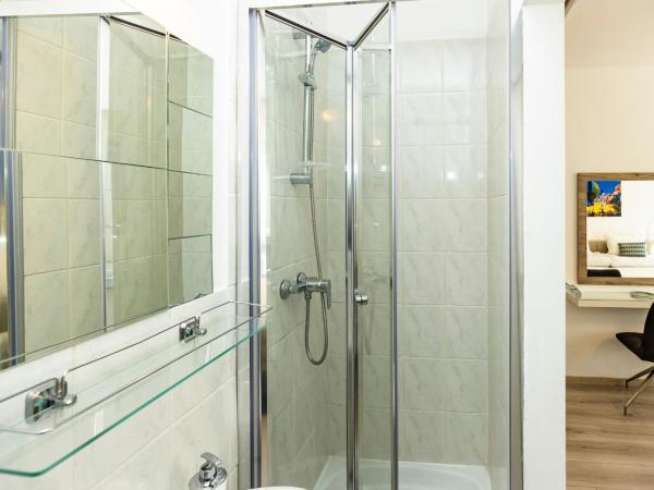 Dobó Vendégház : photo 1 de la chambre chambre double ou lits jumeaux