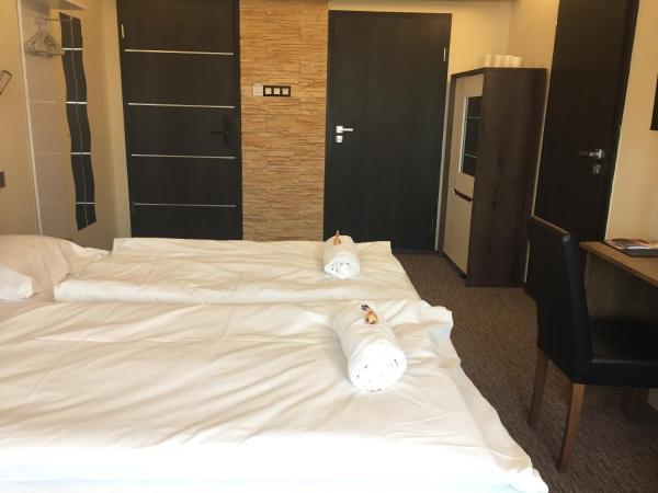 Vulkán Wellness Panzió : photo 10 de la chambre chambre lit queen-size deluxe