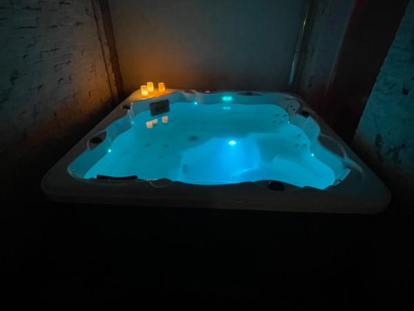 Verne Dreams : photo 9 de la chambre suite avec baignoire spa