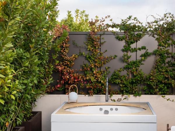 Radisson Collection Hotel, Magdalena Plaza Sevilla : photo 2 de la chambre chambre collection premium avec terrasse