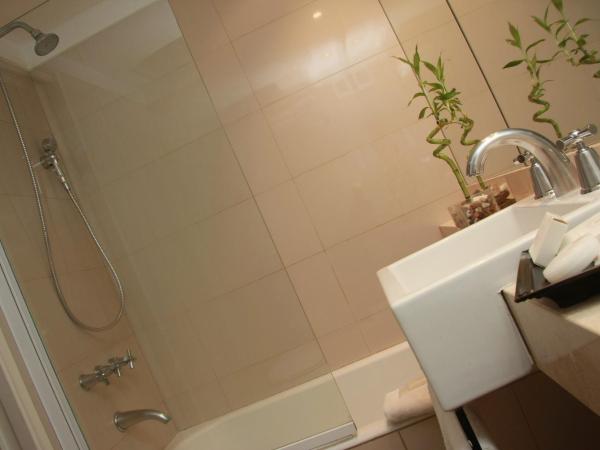 Grand King Hotel : photo 5 de la chambre chambre lits jumeaux classique