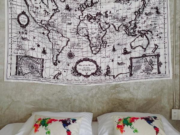 The LOCAL Ari : photo 1 de la chambre chambre lit king-size