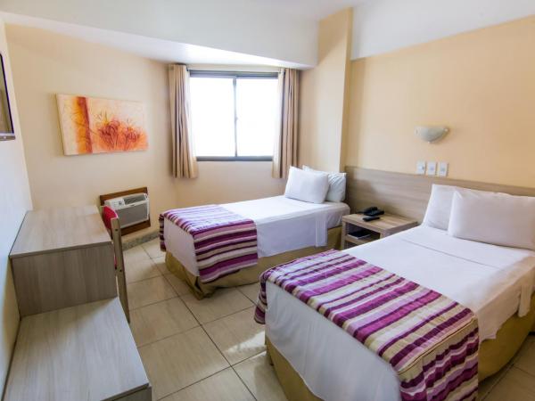 Hotel Golden Park Salvador : photo 2 de la chambre triple room with double bed and 