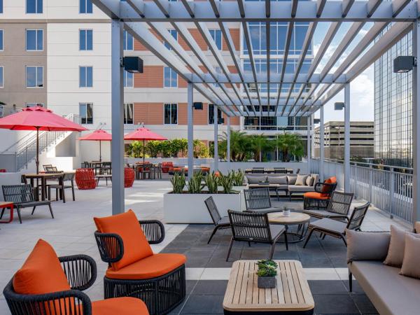 Hyatt House Tampa Downtown : photo 1 de la chambre chambre lit king-size