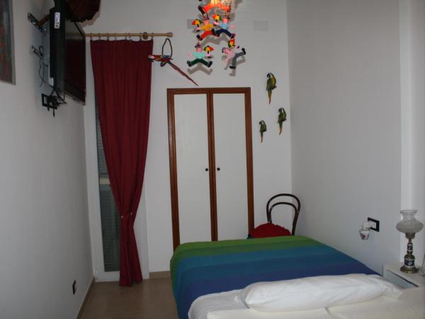 B&B Porta del Mare : photo 4 de la chambre chambre simple