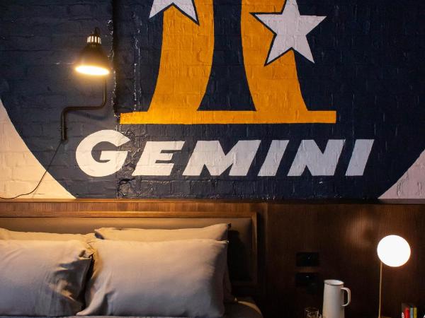 The Intrepid Hotel : photo 1 de la chambre chambre deluxe avec 2 lits queen-size