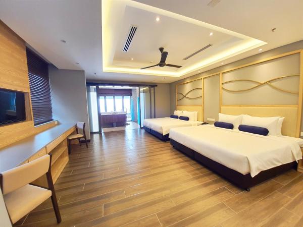 Pacific Regency Beach Resort, Port Dickson : photo 5 de la chambre seri menanti junior suite