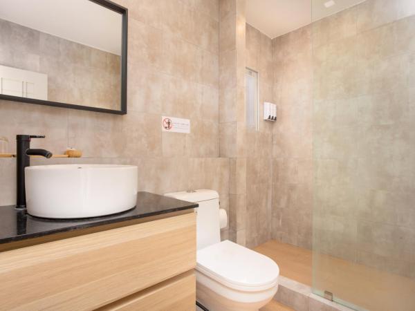 Studio 365 Serviced Apartments : photo 10 de la chambre appartement 1 chambre avec balcon