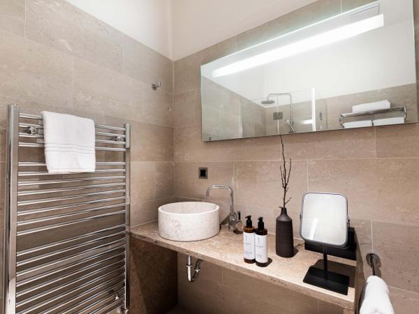 Zola Hotel - Palais de Bohème Adults Only : photo 4 de la chambre chambre double