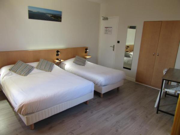 Contact Hotel de France : photo 5 de la chambre chambre triple