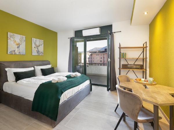 GuestHouse Lugano Center by LR : photo 1 de la chambre studio avec vue sur lac