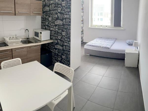 Astra Katowice - Aparthotel : photo 2 de la chambre chambre double standard