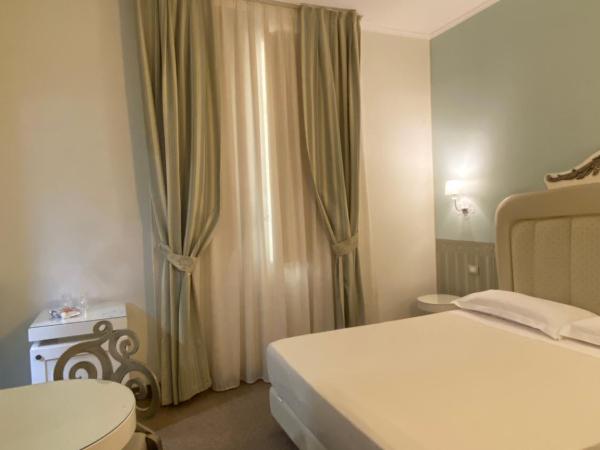 JR Hotels Oriente Bari : photo 5 de la chambre chambre double classique