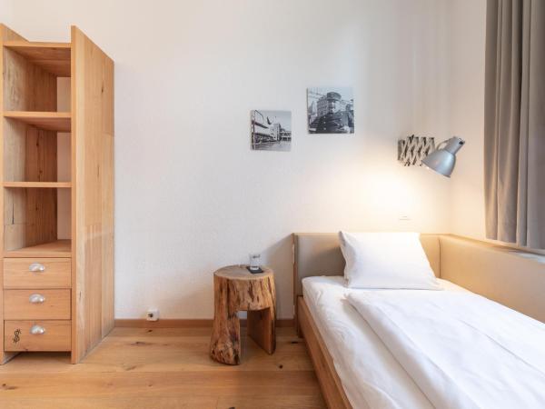 Alpenblick Bern - kind of a hotel : photo 4 de la chambre chambre simple standard avec douche