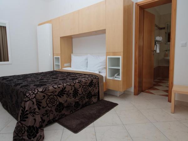 House Novalia : photo 9 de la chambre chambre double confort avec balcon