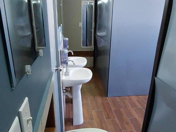 Hotel Sttiny Monterrey Tecnológico : photo 4 de la chambre dortoir mixte de 10 lits