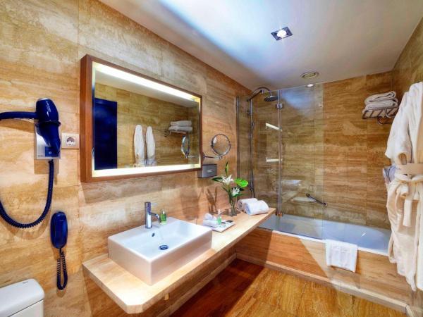 NH Collection Madrid Palacio de Tepa : photo 6 de la chambre chambre deluxe double ou lits jumeaux