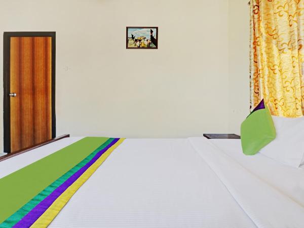 Treebo Time Square Marine Drive : photo 5 de la chambre chambre double standard