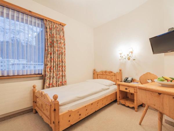 Hotel Corvatsch : photo 1 de la chambre chambre simple standard