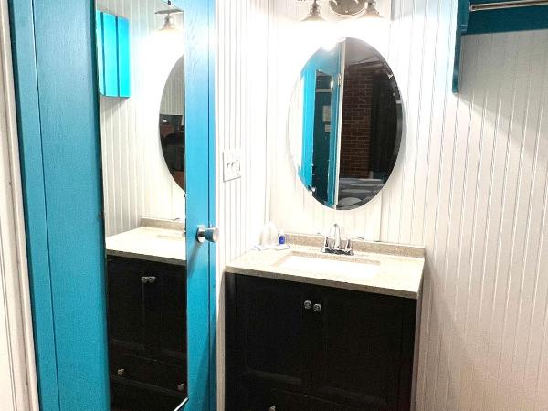 Rodeway Inn : photo 5 de la chambre chambre lit king-size standard - non-fumeurs