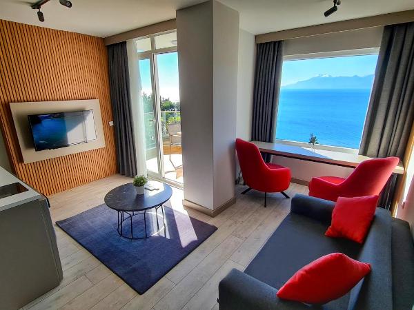 Letstay Panorama Suites : photo 2 de la chambre suite - vue sur mer