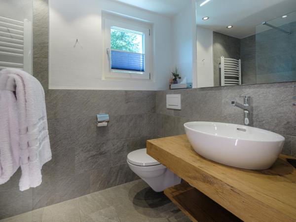 Hotel Bella Vista Zermatt : photo 4 de la chambre chambre simple chalet - vue sur cervin