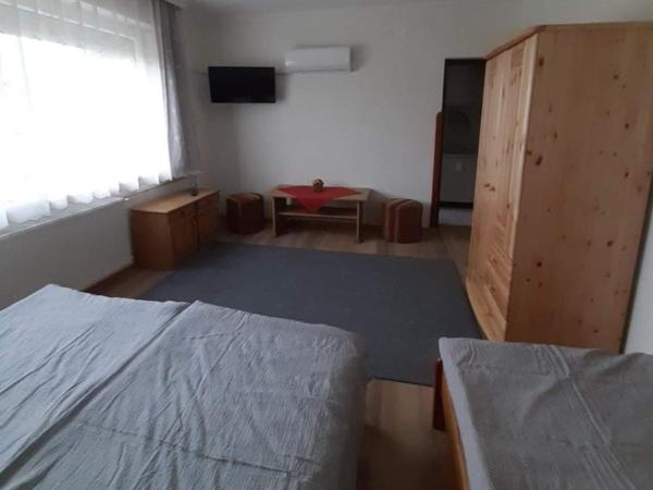 Pegazus Vendégház : photo 1 de la chambre chambre triple