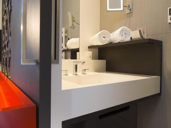 Hotel D - Strasbourg : photo 4 de la chambre chambre deluxe