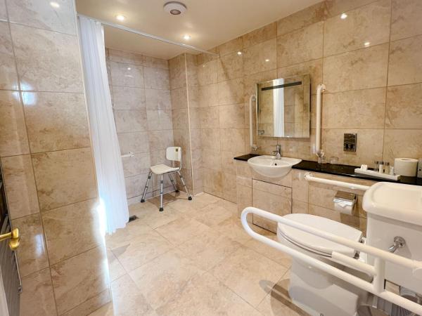 Castle Bromwich Hall; Sure Hotel Collection by Best Western : photo 3 de la chambre chambre double accessible aux personnes à mobilité réduite