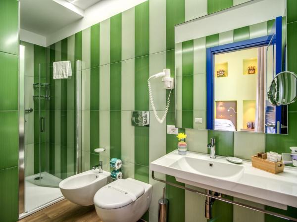 Relais Palazzo del Barone : photo 8 de la chambre chambre double ou lits jumeaux deluxe - vue sur mer