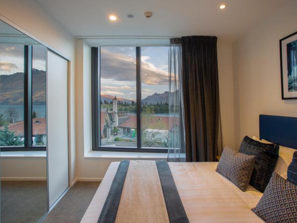 Ramada Queenstown Central : photo 2 de la chambre chambre - vue sur lac
